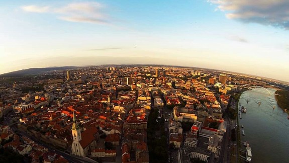 ANKETA: Ktoré miesta, objekty a stavby sa vám spájajú s Bratislavou a jej mestskými časťami? IV.diel