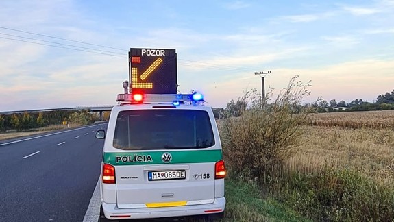 Konflikt v aute: Vodič bránil spolujazdcovi vystúpiť, narazili