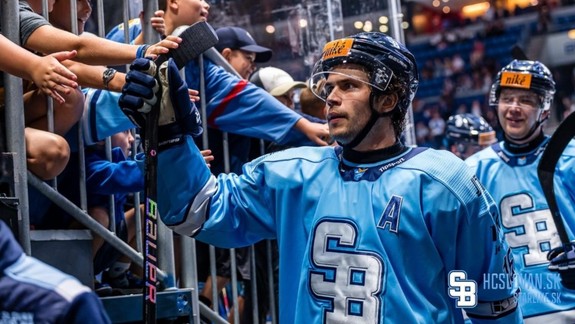 Hokej: Kukumberg je po vážnej nehode pri plnom vedomí a komunikuje s najbližšou rodinou