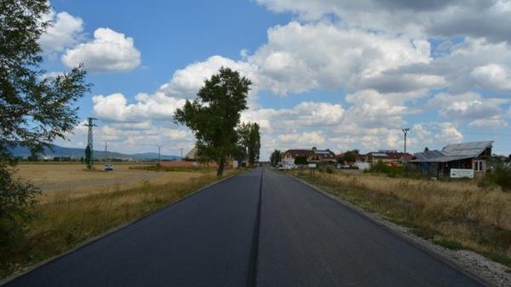 Cesta cez Chorvátsky Grob v časti Čierna Voda je opäť prístupná, práce ukončili o mesiac skôr