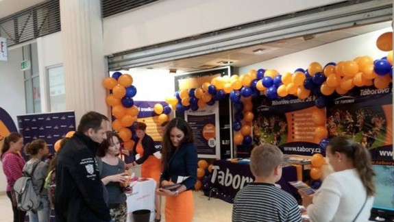 Neviete, čo s deťmi cez letné prázdniny? Príďte si pre ne vybrať tábor!