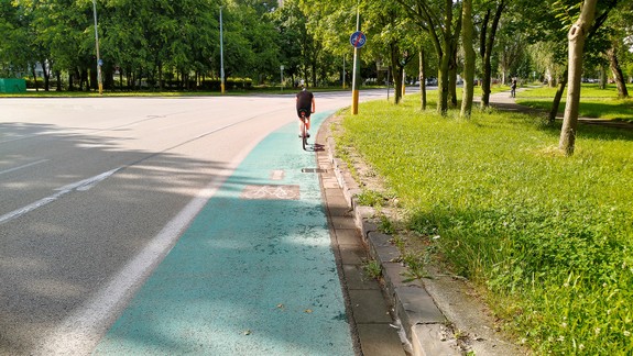 Nová cyklotrasa má spojiť Gettingovu s Rusovskou cestou, projekt však mešká