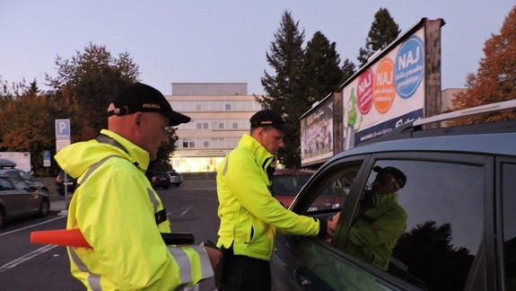VIDEO: Polícia bude dozerať na dopravu, bezpečnosť a poriadok pri bratislavských cintorínoch