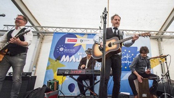 Majáles tento rok poznačilo zlé počasie