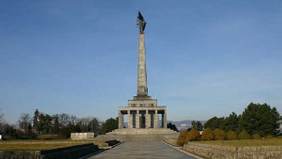 Kým postavia múzeum, turisti sa môžu po...ť!