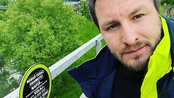 ROZHOVOR: Dokážeme svoje dieťa ochrániť pred nešťastím? Psychológ Madro nám priblížil myslenie tínedžerov