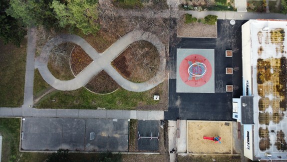 FOTO: Páči sa vám táto zmena? Takto to vyzerá pred tanečnou školou Karola Adlera