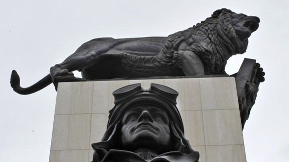 HISTÓRIA: Socha pripomínajúca pamiatku M.R.Štefánika mala pohnuté osudy