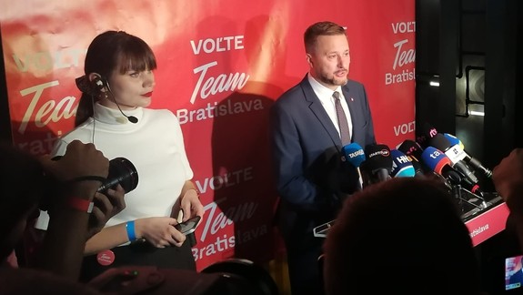 Vallo po voľbách: Je mi ľúto, že ľudia čakali v šórach. Dúfam, že voľby dopadnú dobre