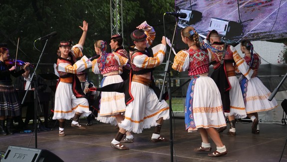 Zaujímavosť: Folklórny súbor Karpaty vznikol pred 25 rokmi bez jediného kroja
