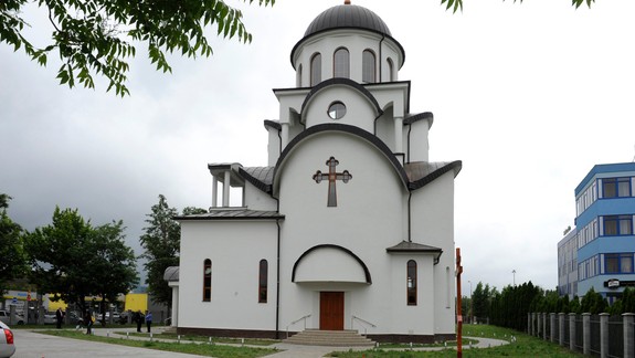 VIDEO Neuveriteľné: V pravoslávnom chráme v Bratislave sa zišla v nedeľu viac ako stovka veriacich