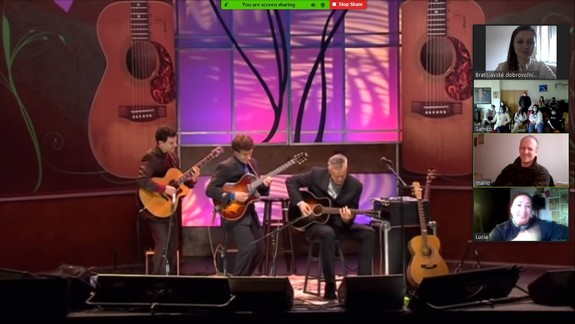 Počas pandémie zaznamenali rekordný nárast počtu on-line dobrovoľníkov