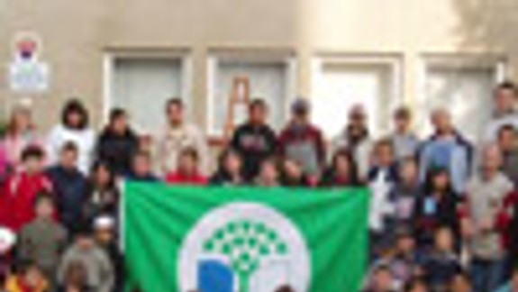 Nevieme, komu sa máme poďakovať