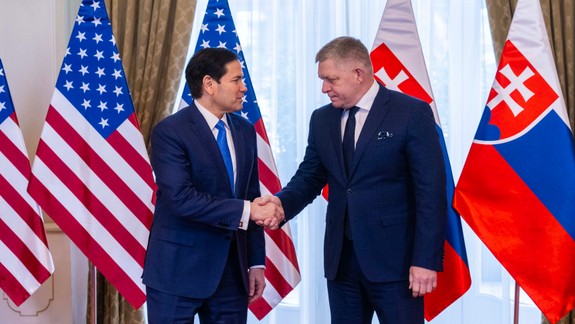 Premiér s Rubiom hovoril o energetike, NATO či dianí na Ukrajine