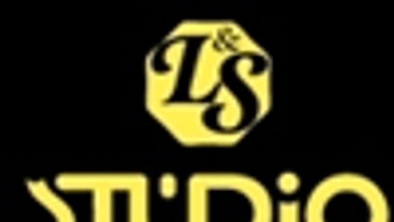 Výkonným riaditeľom Štúdia L+S je P. Danišovič