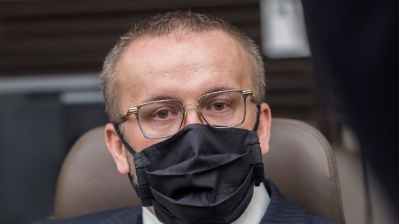 Pčolinský sa vzdal členstva v komisii pre ochranu verejného poriadku