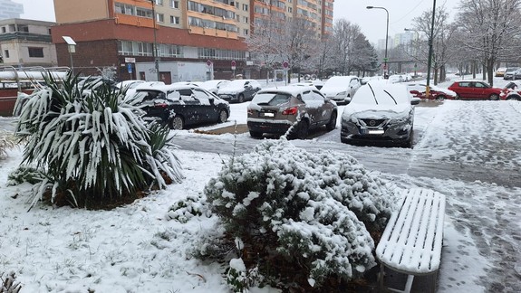 Poisťovne pri likvidácii škody kontrolujú, či bola zaistená zimná údržba