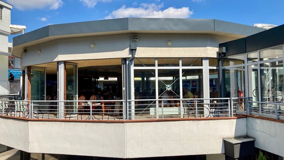 BEDEKER GURMÁNA: Otestovali sme  Plzenskú bránu v Slimáku