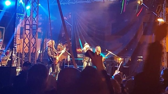 VIDEO: Kollárovci i Peter Nagy to poriadne roztočili. Pozrite sa, ako to žilo na vinobraní v Pezinku