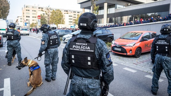 Na zápas Slovan - Bazilej sa chystajú aj mestskí policajti, plánujú použiť aj drony