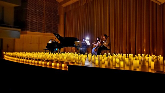 Magická atmosféra: V DK Ružinov zaznejú známe hity pri svite tisícok sviečok