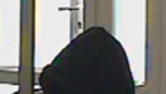 Vylúpili ďalšiu banku, lupič si odniesol asi 5000 eur