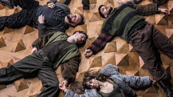 Výpoveď o svete plnom násilia: Divadlo Aréna premiéruje inscenáciu Saved/Spasení