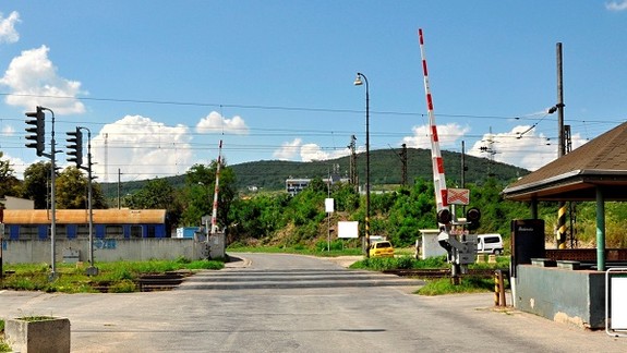 Pozor, na Nobelovej obmedzia dopravu opravy priecestia