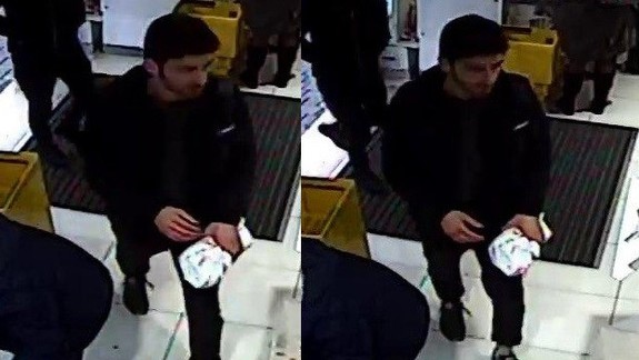 FOTO: Neviete, kto je tento muž? Mohol by polícii pomôcť objasniť krádež hotovosti v drogérii na Obchodnej