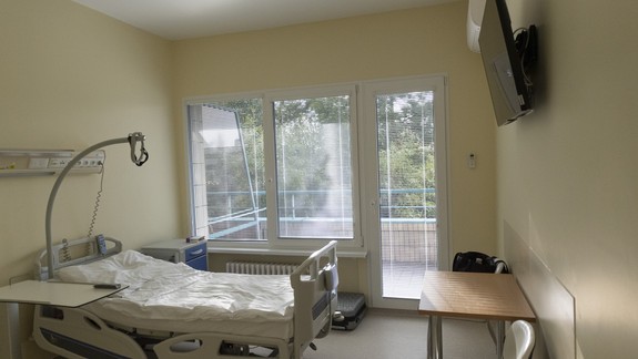 FOTO: Klimatizované izby, WiFi. V onkologickom ústave ukončili modernizáciu posledného lôžkového oddelenia