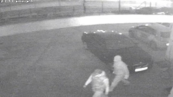 Policajt s komplicami vykradli autopožičovňu na Vajnorskej