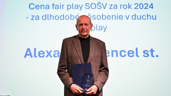 Alexander Vencel st. si prevzal Cenu fair play SOŠV