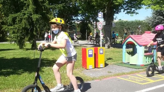 Deti v Karlovej Vsi majú nové dopravné ihrisko - kde ho nájdete?