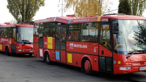 Dúbravčanom chýba spojenie k nemocnici, chystá sa skúšobná jazda