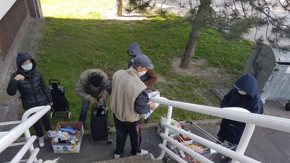 Medzi ľuďmi bez domova potvrdili výskyt koronavírusu - vyše 40 ich skončilo v karanténe