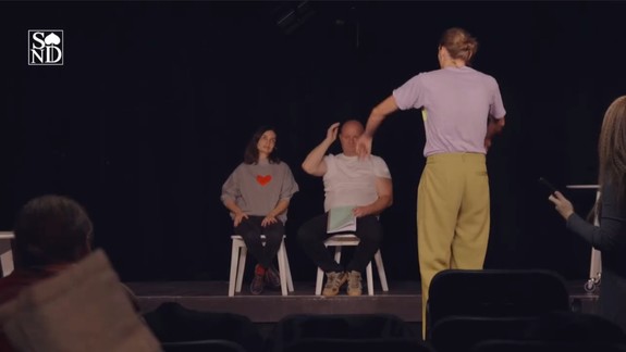 Divadlo nevidiacich hercov  Zrakáč premiéruje v SND inscenáciu Bezočivec