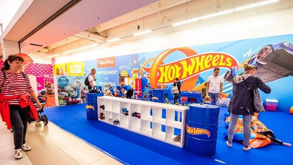 Tri týždne hračkárskej párty v Poluse