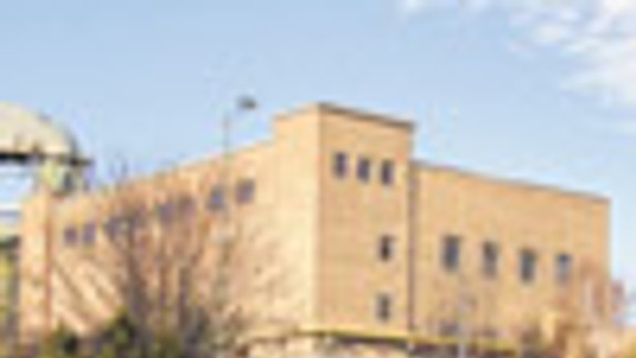 Nový vlastník pozemkov teplárení nechce len búrať