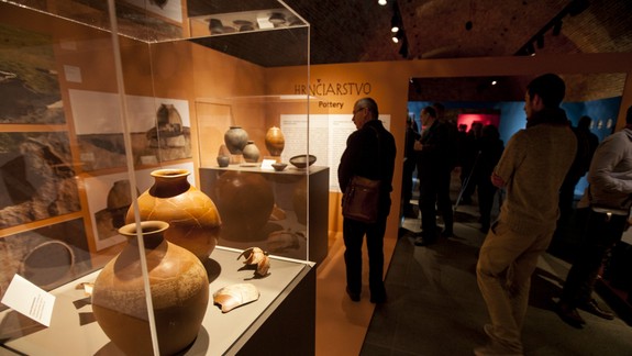 Bratislavský hrad: Láka na netradičné nočné prehliadky výstavy Kelti z Bratislavy