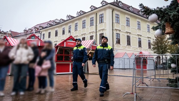 Chystáte sa na vianočné trhy? Mestská polícia má pre vás viaceré odporúčania