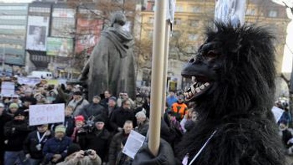 Protest Gorila sa skončil "útokom" na parlament