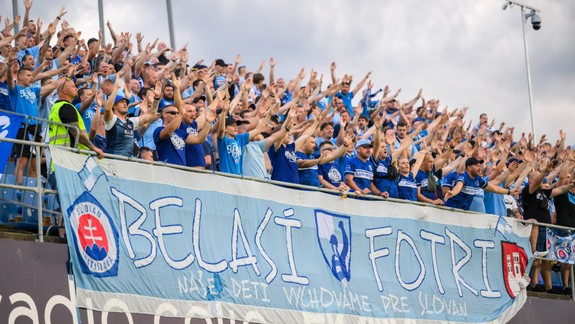 Slovan zaplatí za incidenty fanúšikov v Celje viac ako 17-tisíc eur
