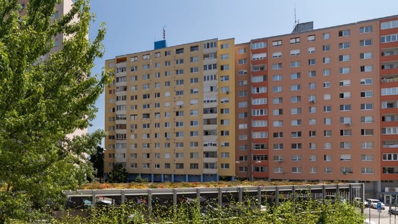 Poznáte návrh parkovacieho domu na Závadskej v Rači? Môžete ho pripomienkovať