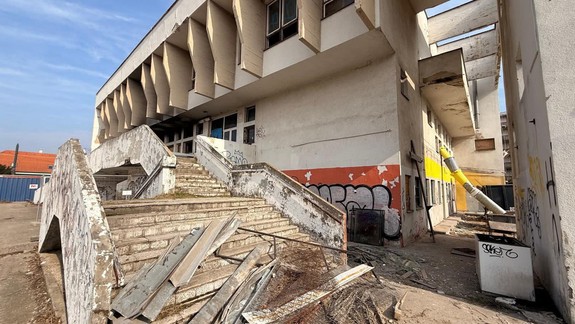 Ružinov začal s obnovou schátraného DK Bulharská, po obnove bude slúžiť mladým, rodinám i seniorom