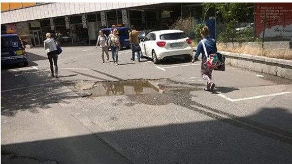 Borguľovi prekážajú zničené chodníky, navyše každý vyzerá inak. Toto navrhuje