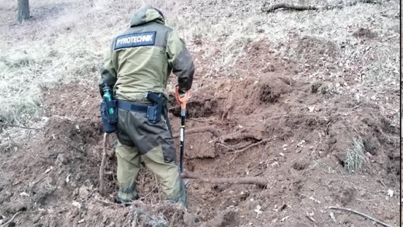 Nezvyčajný úlovok hubára: Na Devínskej Kobyle našiel ostrý granát z druhej svetovej vojny