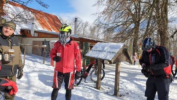 Neuveriteľné, ale je to tak. Cyklopredajne majú nedostatok bicyklov aj súčiastok. Viete, čo je za tým?