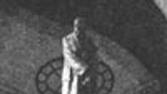 Zemská banka skrývala sochu Masaryka