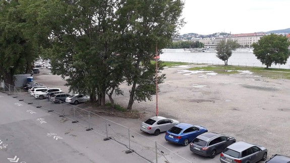 Mesto chystá veľkú zmenu:  Tyršovo nábrežie už viac nebude parkoviskom