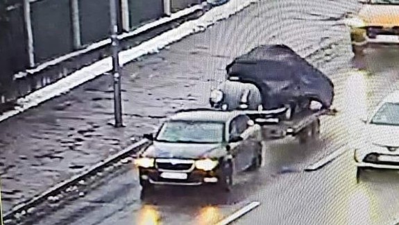 Kuriózna krádež: Zlodeji naložili historické Porsche na prívesný vozík a zmizli